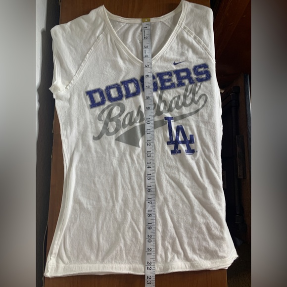 LA Dodgers Tee Sz Medium - Picture 5 of 7